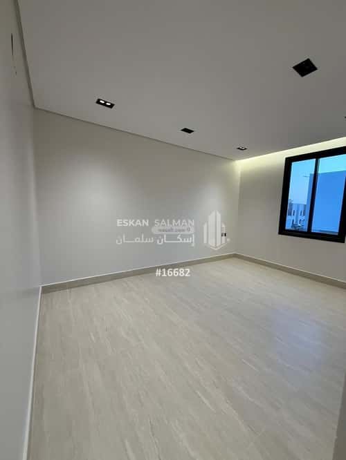 فيلا 400 متر مربع شمالية على شارع 20م الرمال، شرق الرياض، الرياض