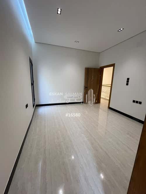 Villa 312.5 SQM Facing North on 18m Width Street Ar-Rimal, East Riyadh, Riyadh
