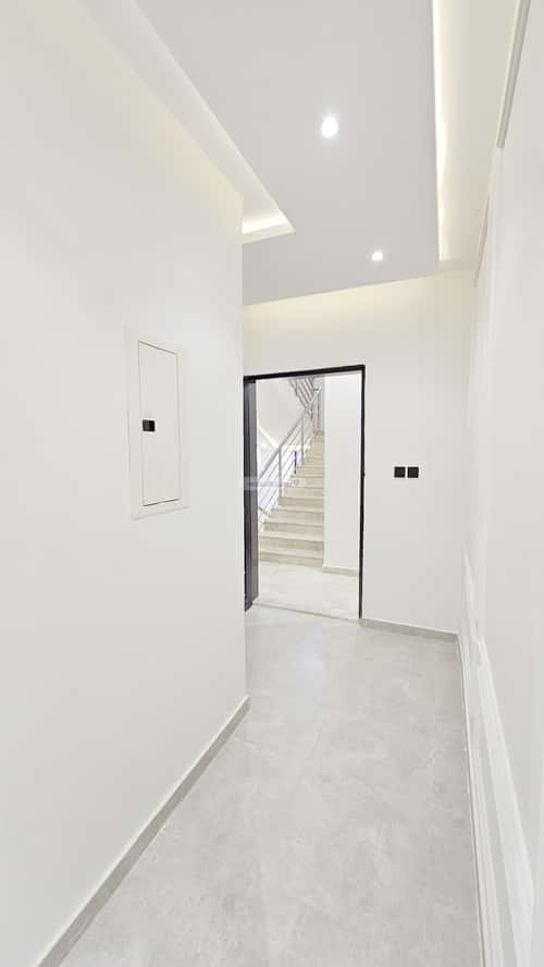 شقة 226 متر مربع ب 6 غرف الظرفة، خميس مشيط