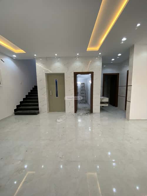 7 bedroom villa in Al Ukayshiyyah