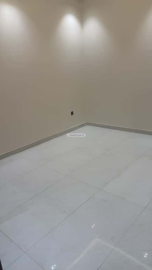 Apartment with 5 Bedrooms Al-Janadriyah, East Riyadh, Riyadh
