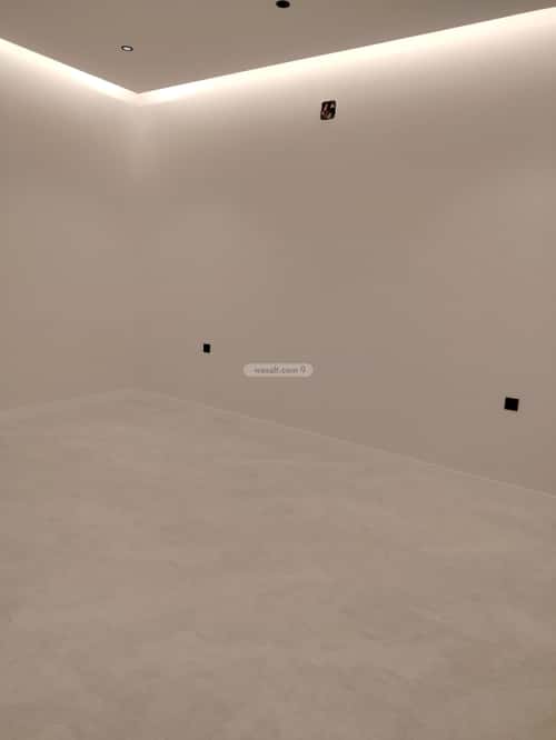 Floor 257.84 SQM with 5 Bedrooms Al-Janadriyah, East Riyadh, Riyadh