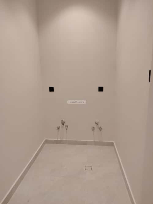 Floor 193.18 SQM with 4 Bedrooms Al-Janadriyah, East Riyadh, Riyadh
