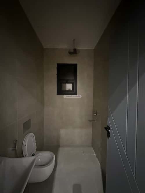 شقة ب 4 غرف إشبيلية، شرق الرياض، الرياض