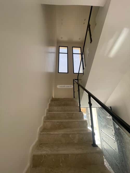 شقة ب 5 غرف طويق، المزاحمية