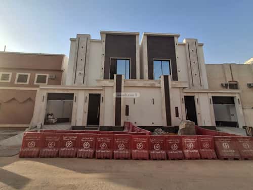 فيلا 200 متر مربع جنوبية على شارع 15م طويق، غرب الرياض، الرياض
