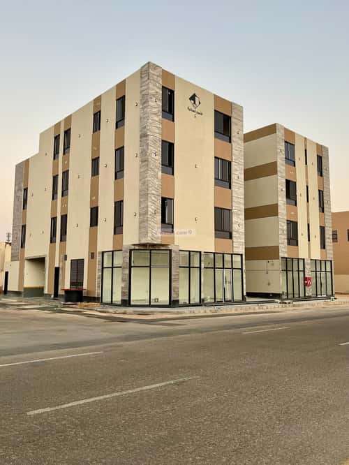 Apartment with 4 Bedrooms Al-Mahdiyah, West Riyadh, Riyadh