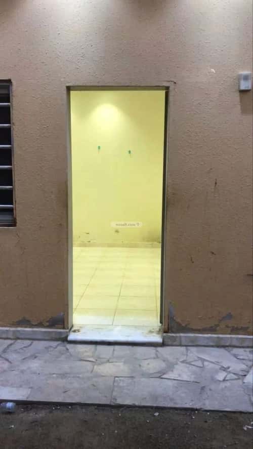 استراحة 2500 متر مربع بغرفتين الرمال، شرق الرياض، الرياض