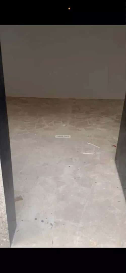 Building 3000 SQM Facing North Ar-Rimal, East Riyadh, Riyadh