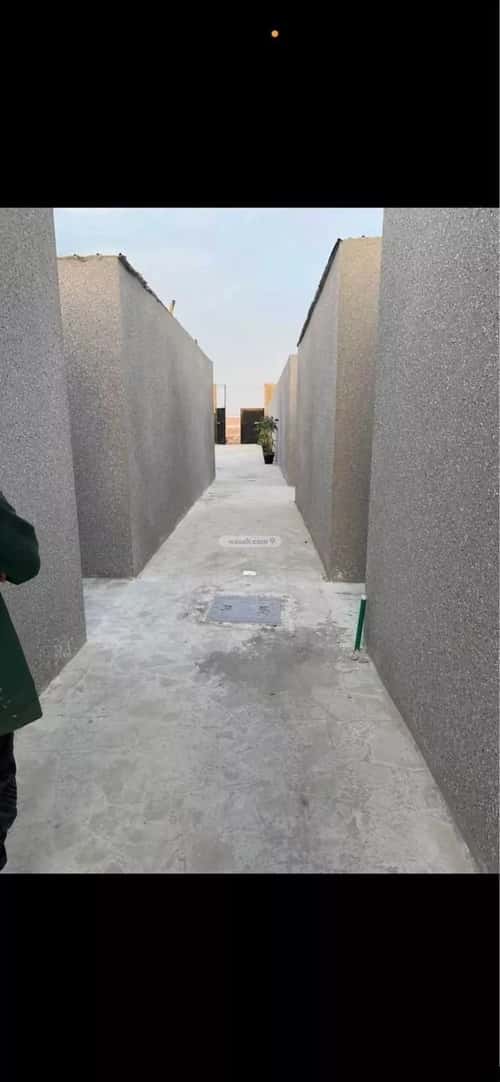 Building 3000 SQM Facing North Ar-Rimal, East Riyadh, Riyadh