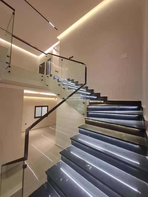 Floor 173 SQM with 5 bedrooms الرحمانية، شرق جدة، جدة