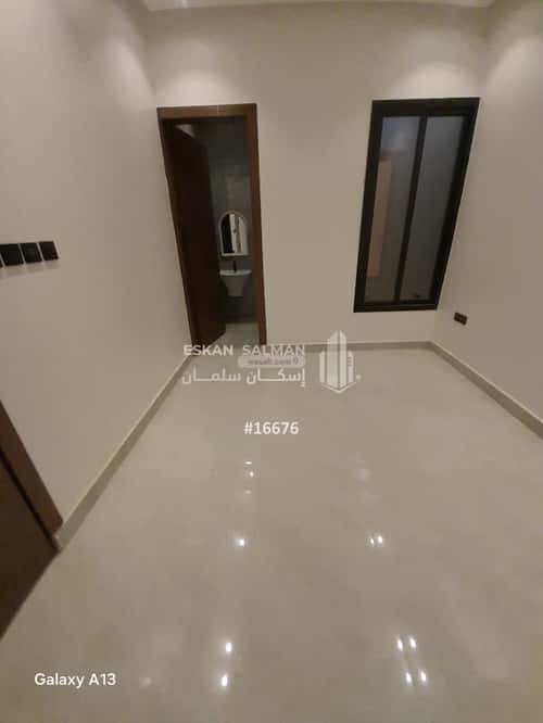 شقة ب 4 غرف Ar-Rimal, East Riyadh, Riyadh