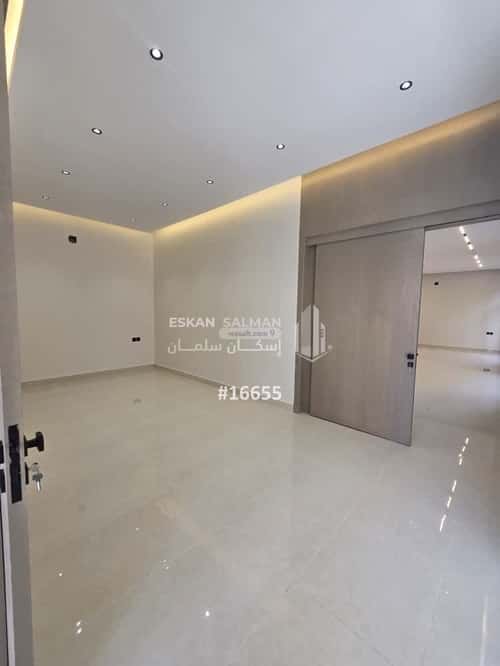 فيلا 289.6 متر مربع شرقية على شارع 18م الخليج، شرق الرياض، الرياض