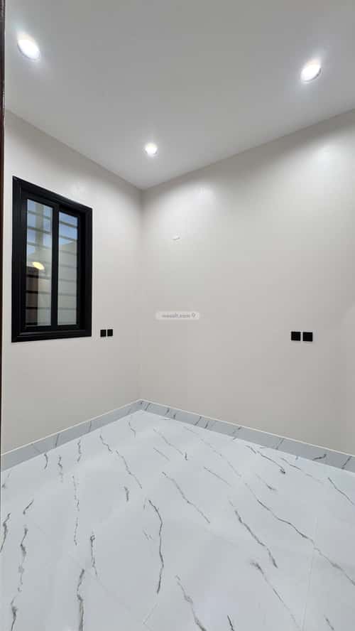 Apartment with 8 Bedrooms Al Zahoor, Abha