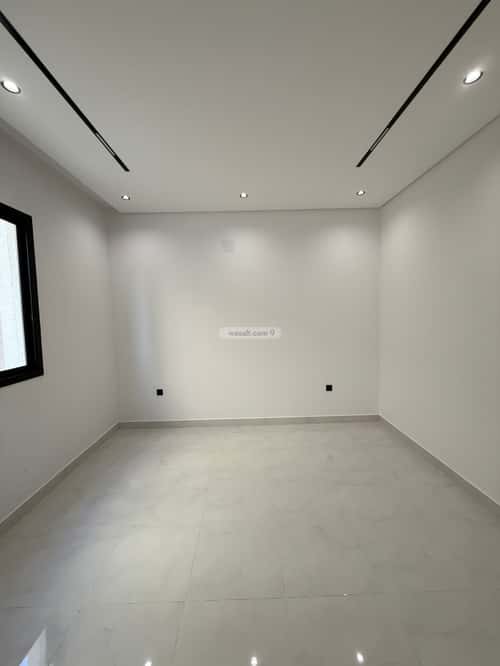 دور 214.56 متر مربع ب 5 غرف الجنادرية، شرق الرياض، الرياض