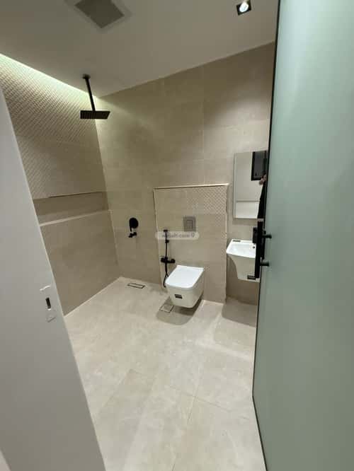 Floor with 6 Bedrooms Al Bayan, East Riyadh, Riyadh