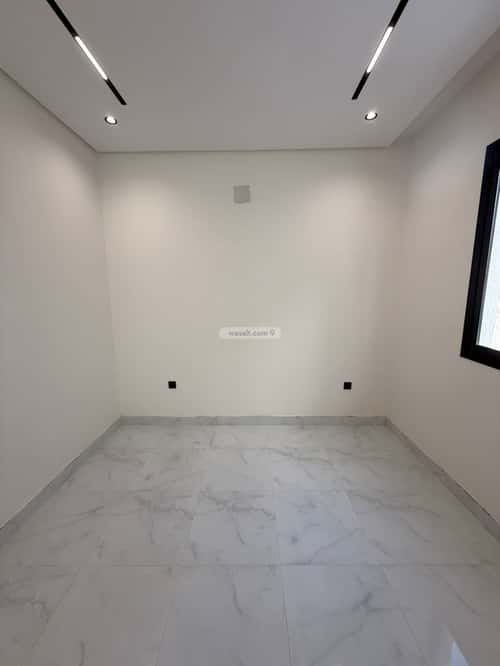 Floor 133.33 SQM with 5 Bedrooms Al-Janadriyah, East Riyadh, Riyadh