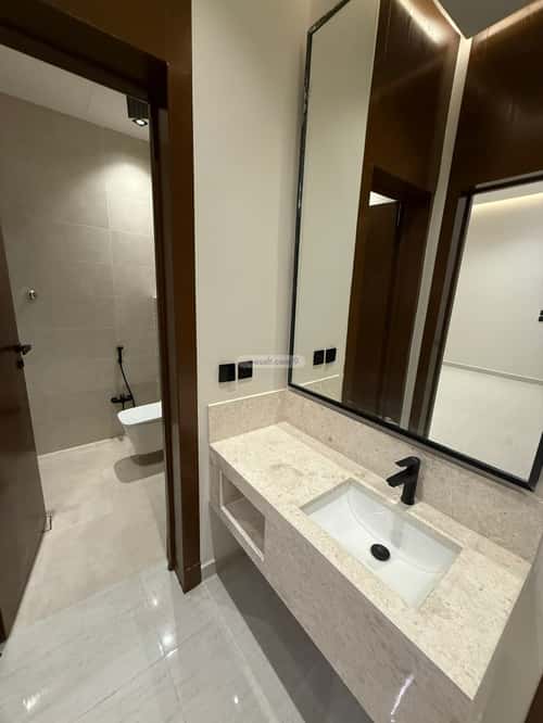 Floor 210.76 SQM with 6 Bedrooms Al Bayan, East Riyadh, Riyadh