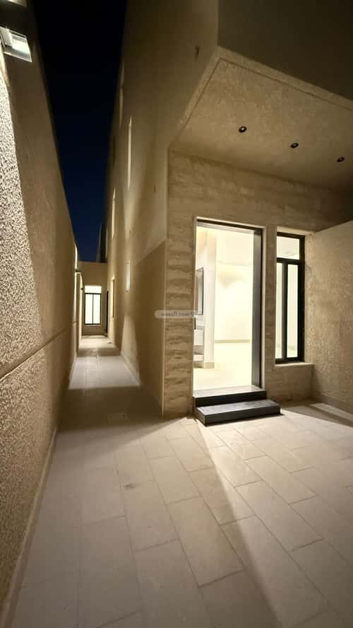 Villa 193.78 SQM Facing South with 3 Bedrooms Al-Janadriyah, East Riyadh, Riyadh