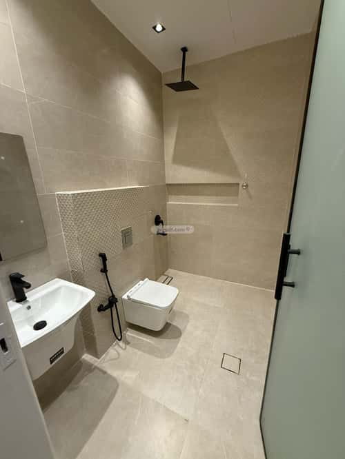 6 bedroom floor in Al Bayan