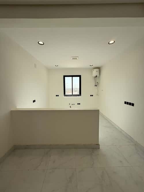 Floor with 5 Bedrooms Al-Janadriyah, East Riyadh, Riyadh