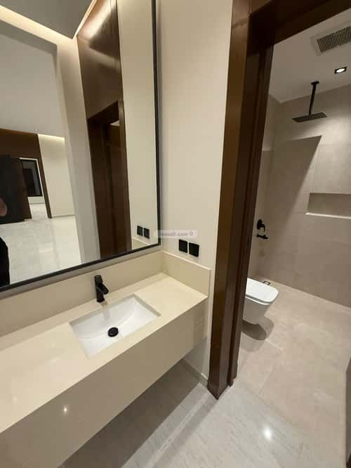 Floor 174 SQM with 6 bedrooms البيان، شرق الرياض، الرياض