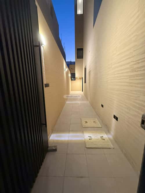 Floor 174 SQM with 6 bedrooms البيان، شرق الرياض، الرياض