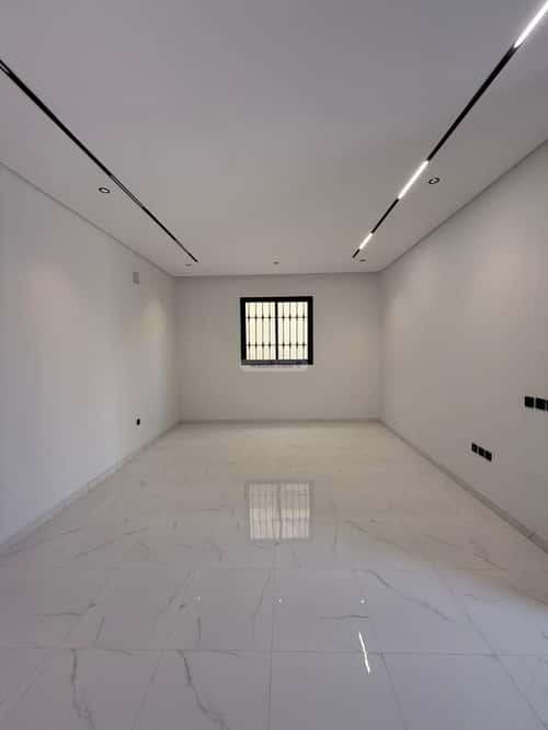 دور 233 متر مربع ب 5 غرف Al-Janadriyah, East Riyadh, Riyadh