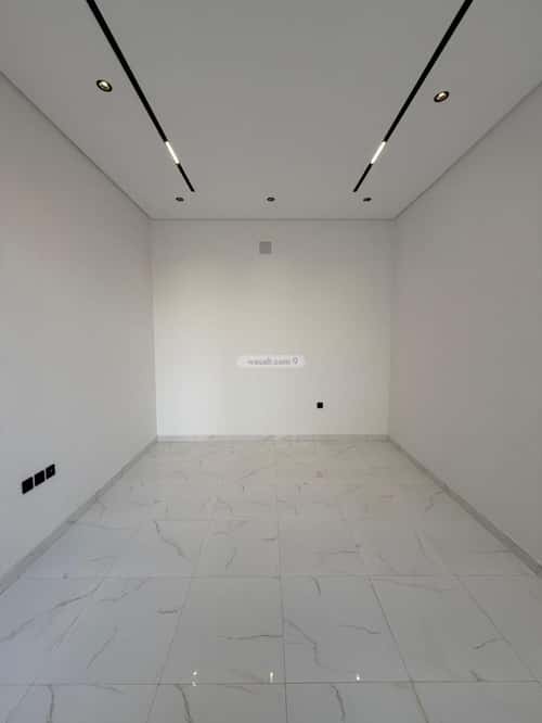 Floor 233.11 SQM with 5 Bedrooms Al-Janadriyah, East Riyadh, Riyadh