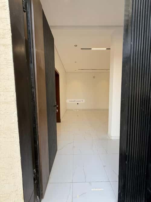 5 bedroom floor in Al Janadriyah