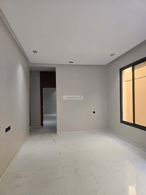 Floor 187.37 SQM with 5 Bedrooms Okaz, South Riyadh, Riyadh