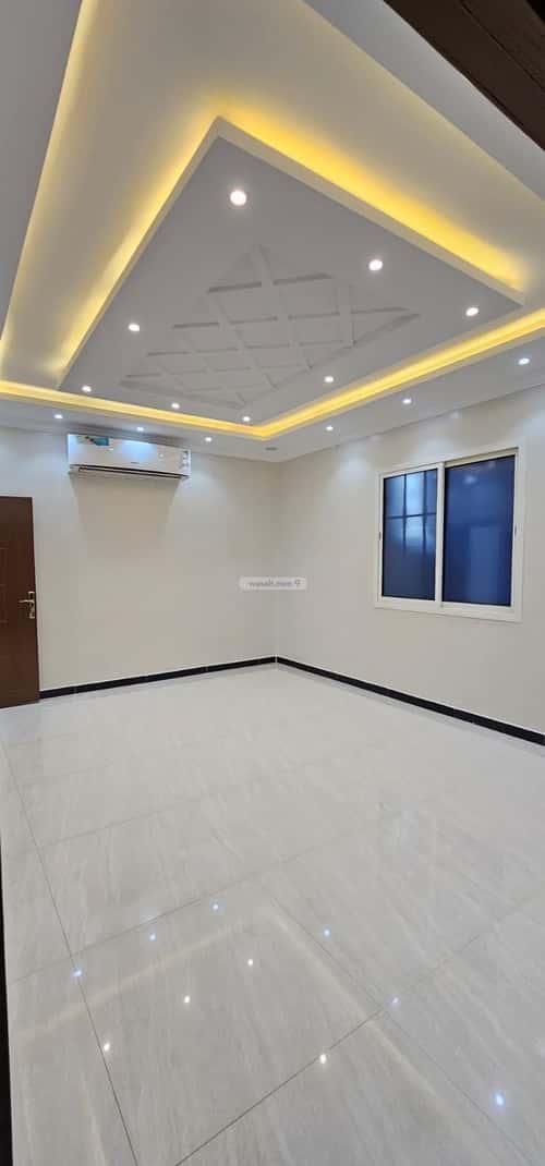Furnished Villa 250 SQM Facing North Al-Mahdiyah, West Riyadh, Riyadh