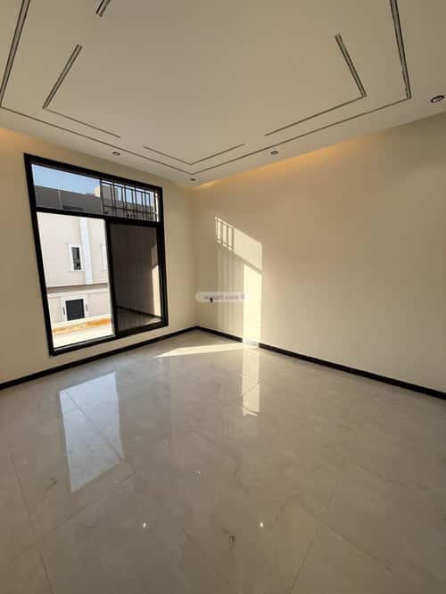 Floor 153.59 SQM with 5 Bedrooms Al- Nadwah, East Riyadh, Riyadh