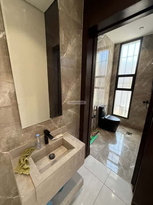 Floor 153 SQM with 5 Bedrooms Al- Nadwah, East Riyadh, Riyadh