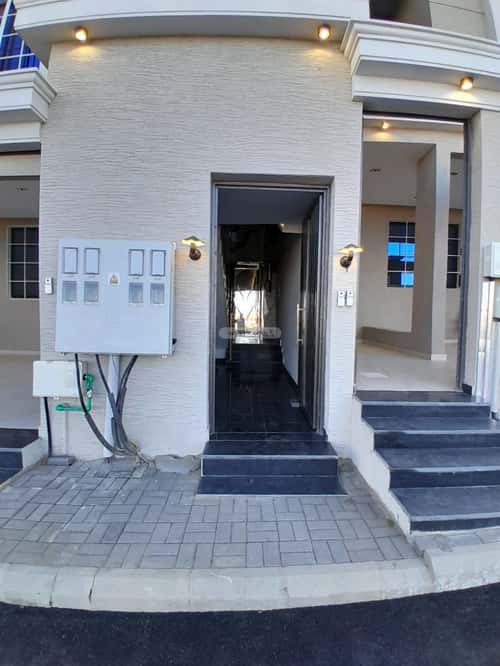 Floor with 6 Bedrooms Sultanah, Abha