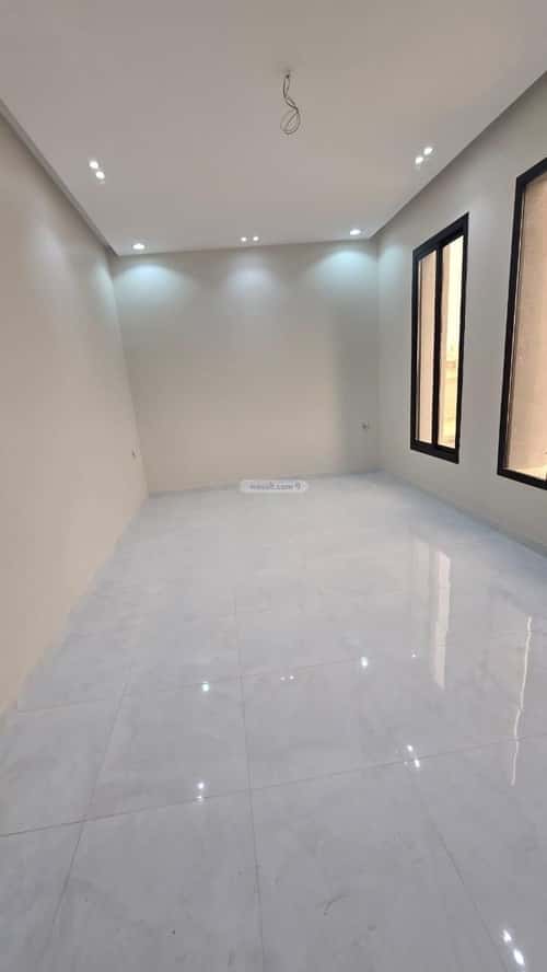 فيلا 326.25 متر مربع شرقية على شارع 15م الصالحية، شرق جدة، جدة