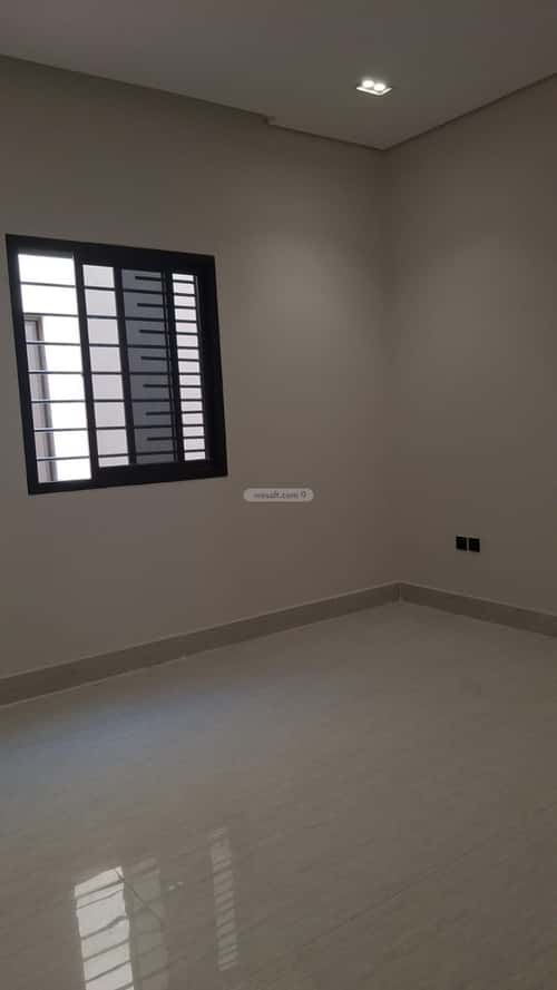 Floor 148.68 SQM with 3 Bedrooms Al-Janadriyah, East Riyadh, Riyadh