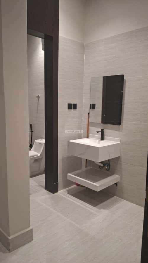 Floor 81.04 SQM with 3 Bedrooms Al-Janadriyah, East Riyadh, Riyadh