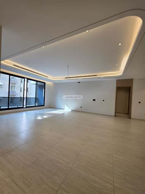 Apartment with 7 Bedrooms Al Hamrah, North Jeddah, Jeddah