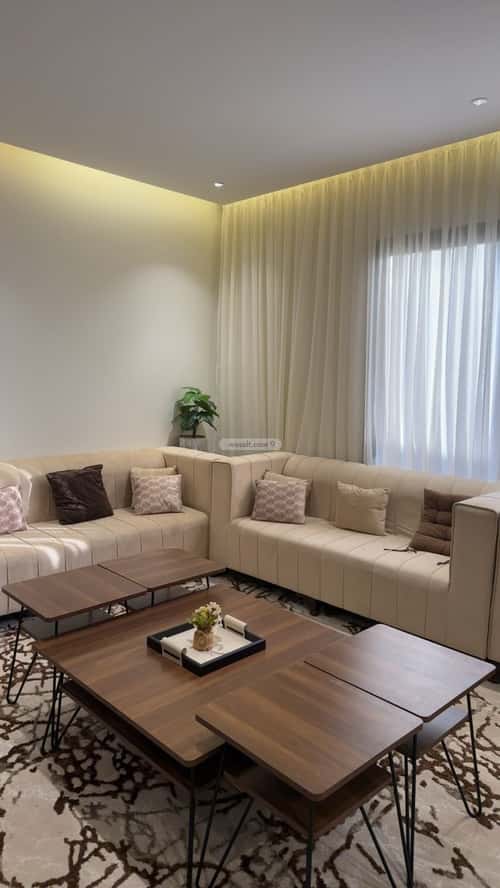 فيلا 350 متر مربع شمالية غربية على شارع 15م الحرابي، خميس مشيط