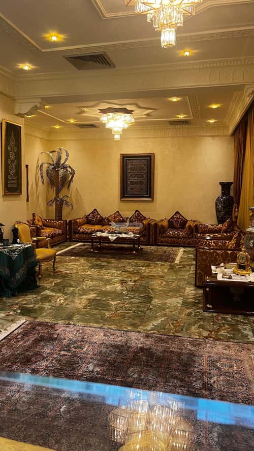 Villa 726 SQM with 6 Bedrooms Al Hamrah, North Jeddah, Jeddah