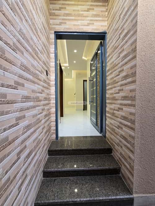 دور 208.22 متر مربع ب 6 غرف الزهور، أبها