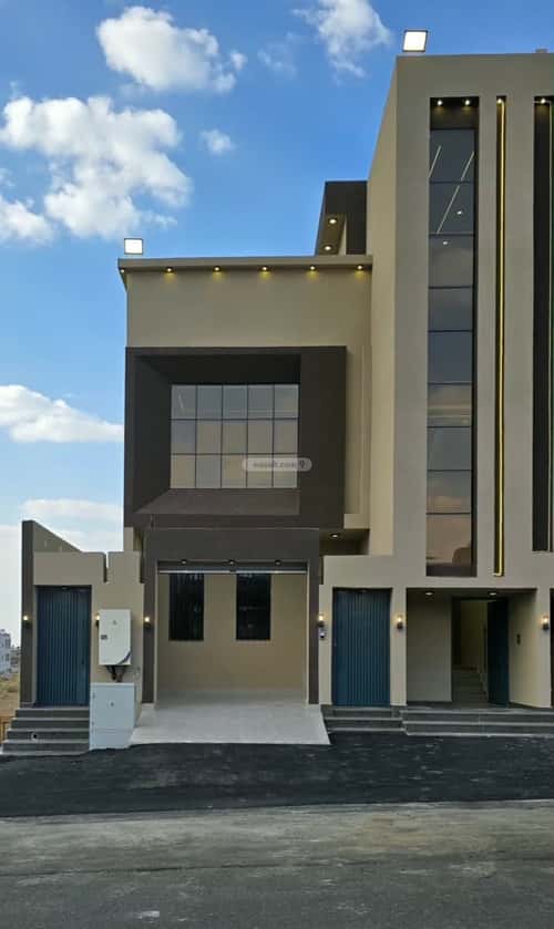 دور 208.22 متر مربع ب 6 غرف الزهور، أبها