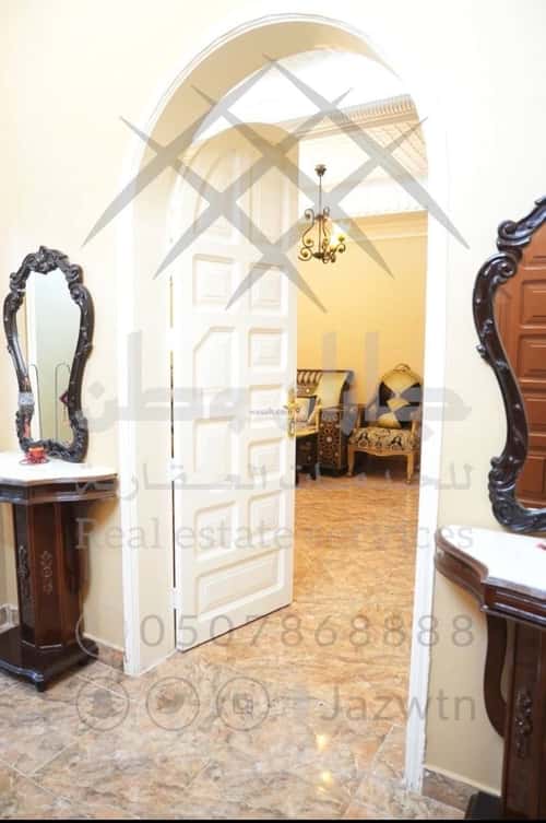 عمارة 670 متر مربع واجهة شرقية الروضة، جازان