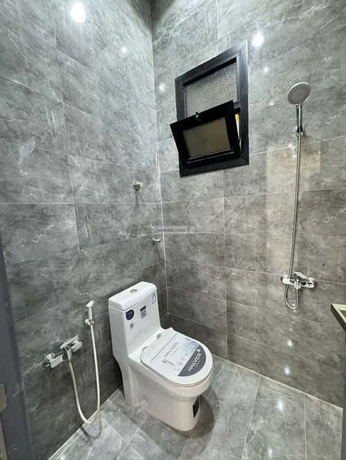 Floor 218 SQM with 5 Bedrooms Al-Qadisiyah, East Riyadh, Riyadh