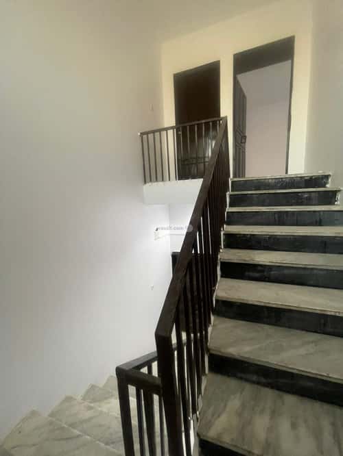 Apartment with 3 Bedrooms Al-Aziziyah, South Riyadh, Riyadh