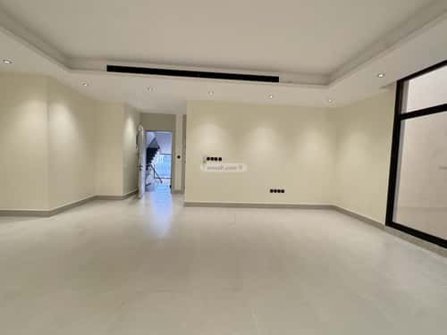 Floor with 5 Bedrooms Al-Khaleej, East Riyadh, Riyadh