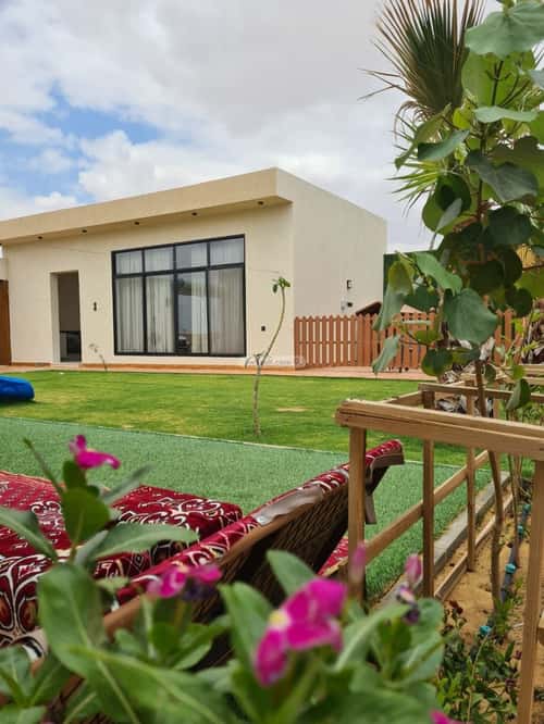 استراحة 375 متر مربع شرقية على شارع 15م جبارة، بريدة