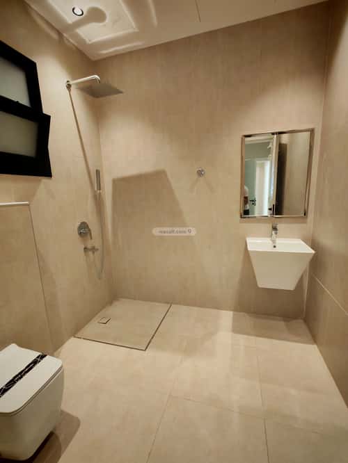 Apartment with 4 Bedrooms Al-Yarmuk, East Riyadh, Riyadh