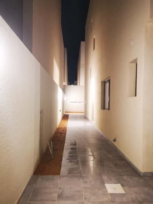 فيلا 250 متر مربع واجهة جنوبية ب 6 غرف مطار الملك خالد الدولي، شمال الرياض، الرياض